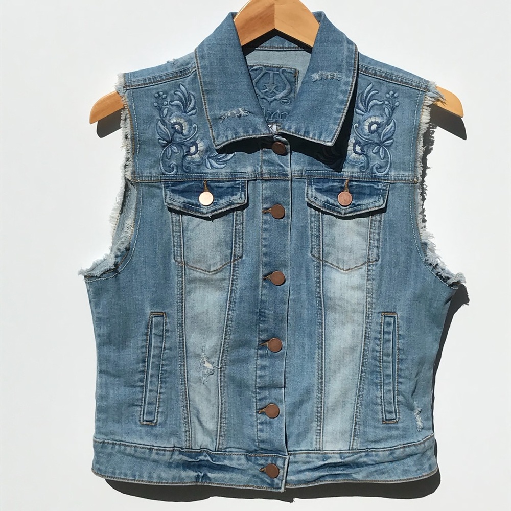 NWOT ODYN JEANS I Women’s denim vest - Picture 1 of 4